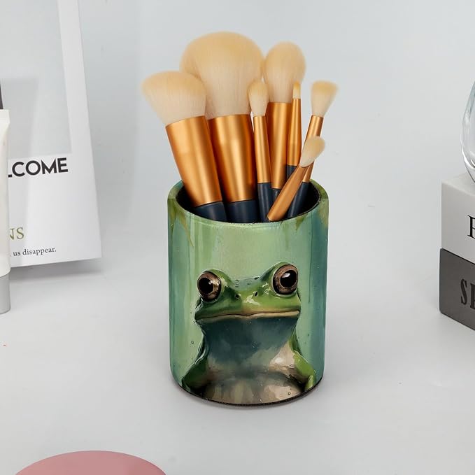 Retro Frog Pen Holder Pencil Organizer for Desk, 3.1” x 3.1” x 3.9” Pencil Cup Office Supplies, Large Capacity Cute Pen and Makeup Brush Holder for Home, School, Desktop