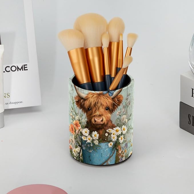 Faux Leather Pen Holder for Desk, Pencil Organizer Highland Cow and Bucket Pen Cup Desk Decor Makeup Brush Holder Storage for Office Home