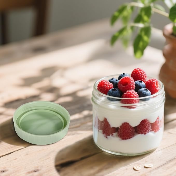 SHOWIN Overnight Oats Containers with Lids, 10oz Glass Jars with Lids 4 pcs, Light Green, Wide Mouth Mason jars for Salad, Yogurt, Snacks, Meal Prep