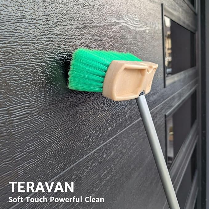 Teravan Green Flow Through Essential Flagged-End Brush Head, 8-Inch | Extra Soft Bristle Brush for Gentle Car Wash, RV, Boat, Window & Floor Cleaning, Compatible with Pole Handle