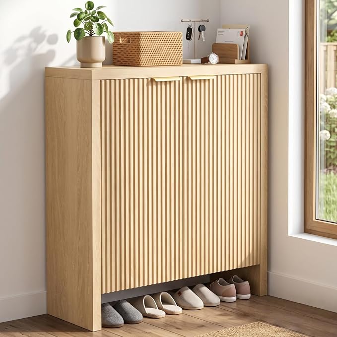 Shoe Cabinet, 5-Tier and 3 Doors Shoe Storage Cabinets with Fluted Doors and Adjustable Shelves, Thickened Wood Freestanding for Entryway, Hallway, Closet, Organizer Rack, Natural Oak JBSC002N