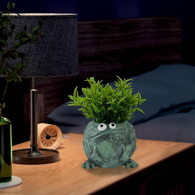 Frog Pen Holder for Desk, Cute Resin Flower Pot & Pencil Cup, Holds 10 Pens, Vintage Stacked Frog Figurine with Removable Grass, Desk Organizer for Office Home Decor, Unique Gift