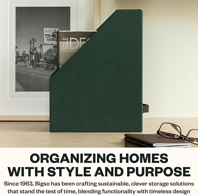 Bigso Estelle Fibreboard Magazine Holder with Leather Handle - Magazine File Holder and Organizer for Papers and Catalogs on Home or Office Desks - W4.4 x D9.8 X H12.7 (inches) - Dark Green